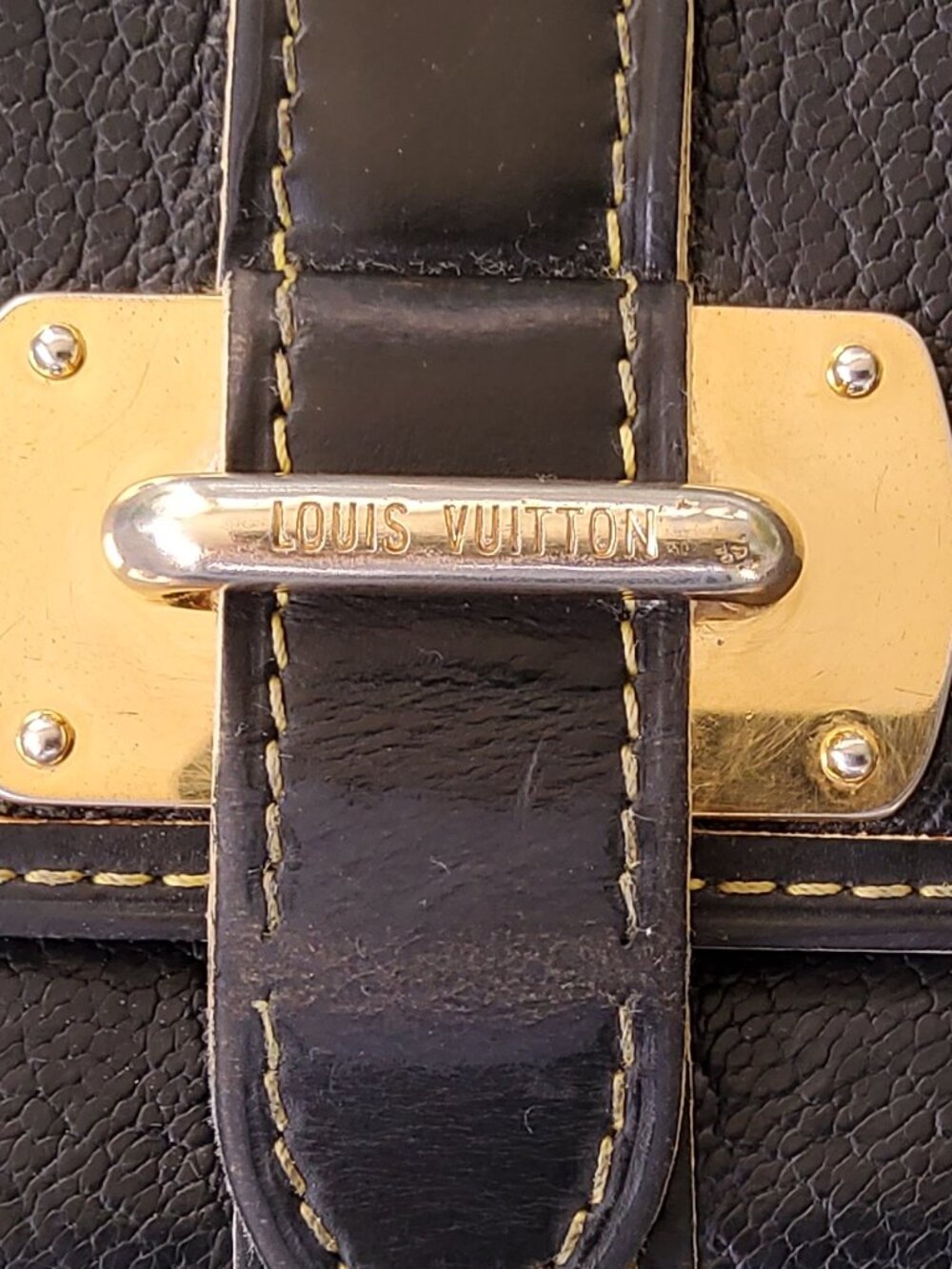 Louis Vuitton Suhali Leather Porteuille Trifold Wallet - Picture 10 of 11